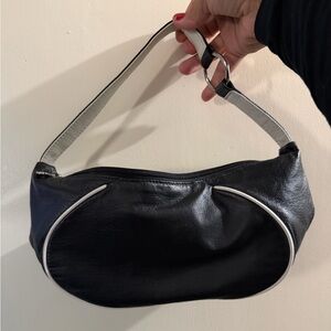 Vintage Wilsons Leather Maxima Black & White Contrast Stitch Hobo Bag Y2K